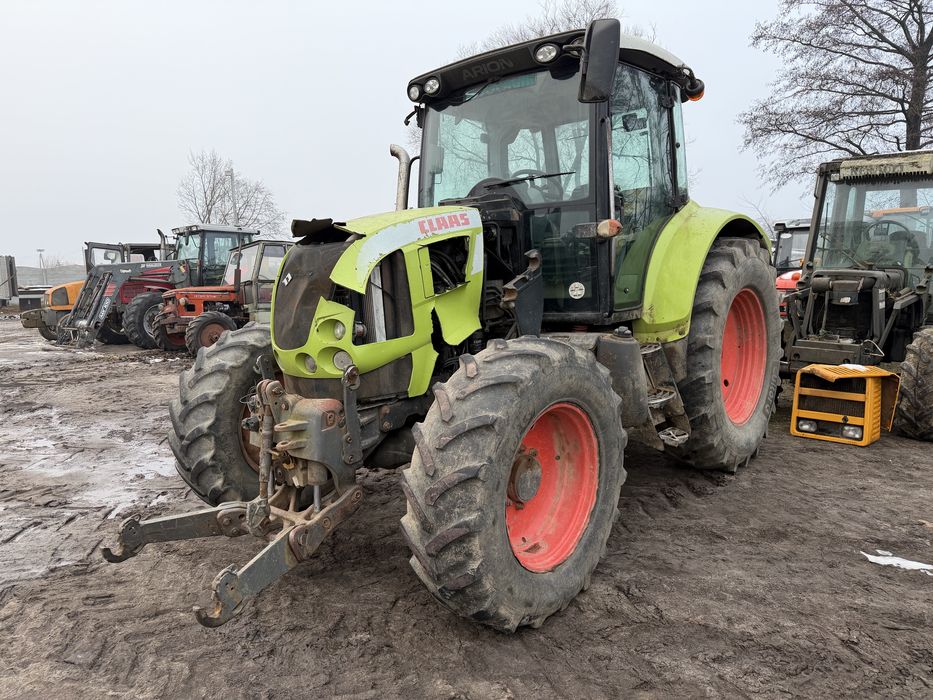 Claas Arion 530 tuz + wom uszkodzony