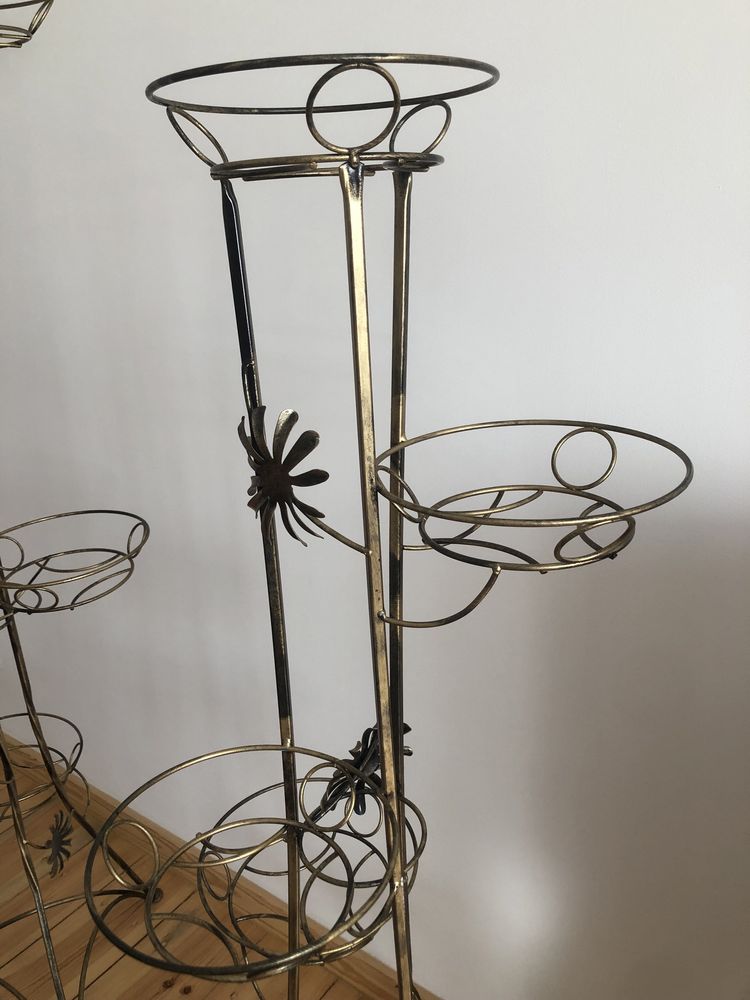 Kwietnik metaloplastyka 2 sztuki , cena podana za 1 sztuke