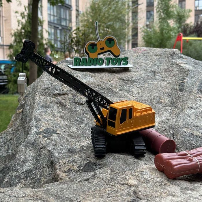 Экскаватор-кран на радиоуправлении «Catcher». Экскаватор на пульте