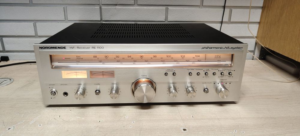 Amplituner NORDMENDE RE-1100 Philharmonic hi-fi stereo