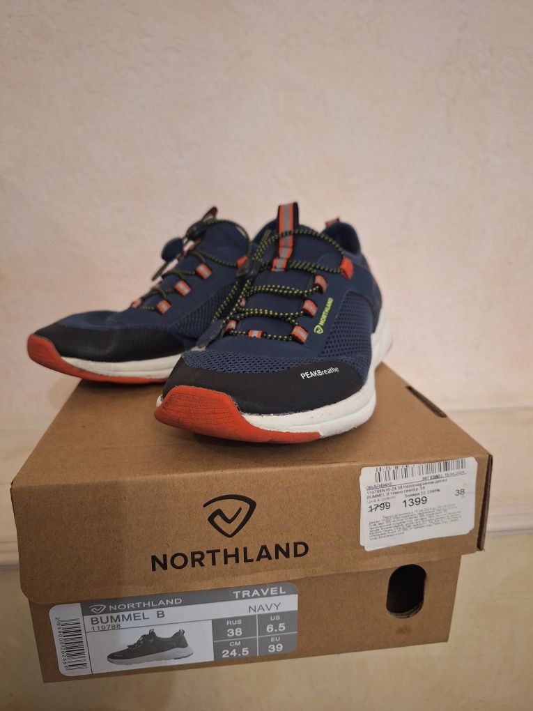 Летние кроссовки Northland