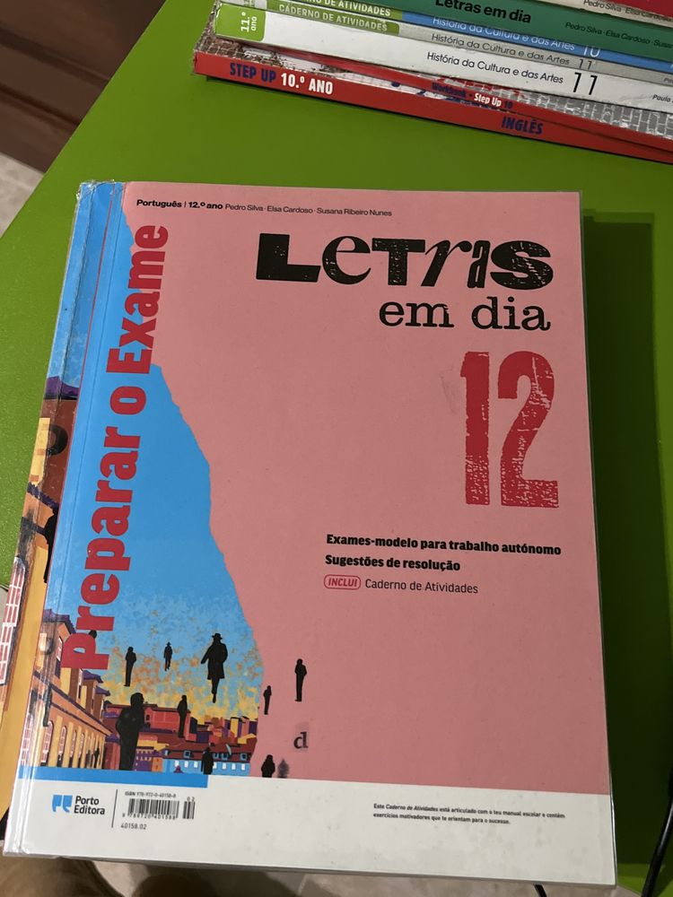 Manual e Caderno de atividades Português 12°ano