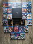 PlayStation 4 PRO , PS4 w zestawie z padami i grami. Zadbana.