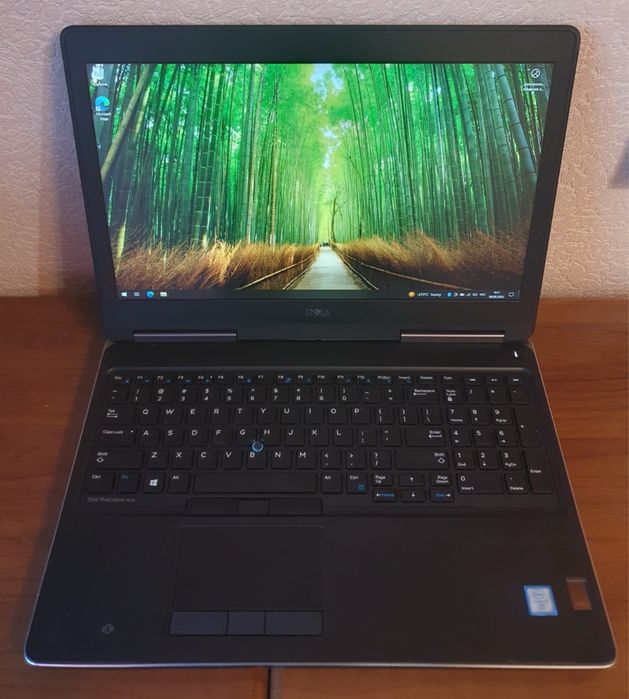 Игровой ноутбук Dell Precision 7510 i7-6920HQ 15FHD IPS /WX4130 16/256