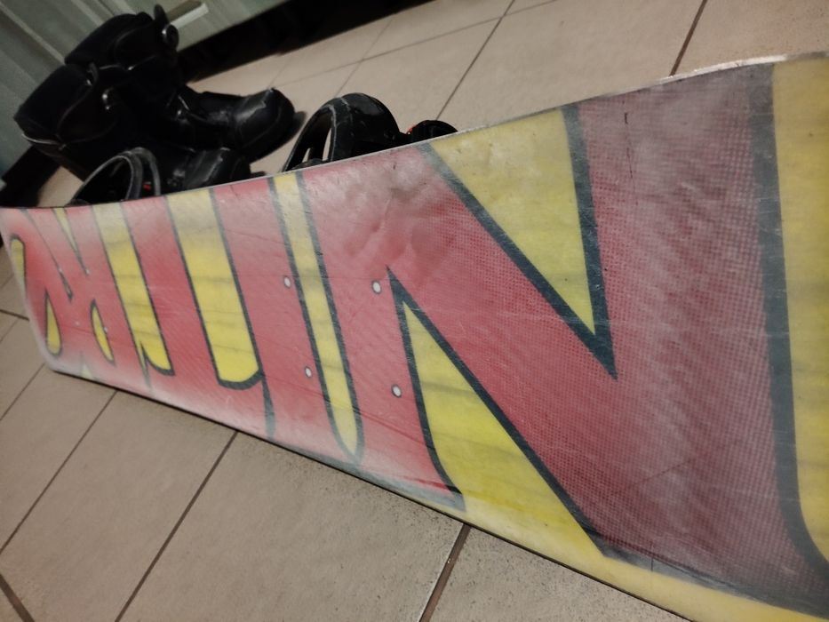 Deska snowboardowa Nitro 132 buty Burton 25cm