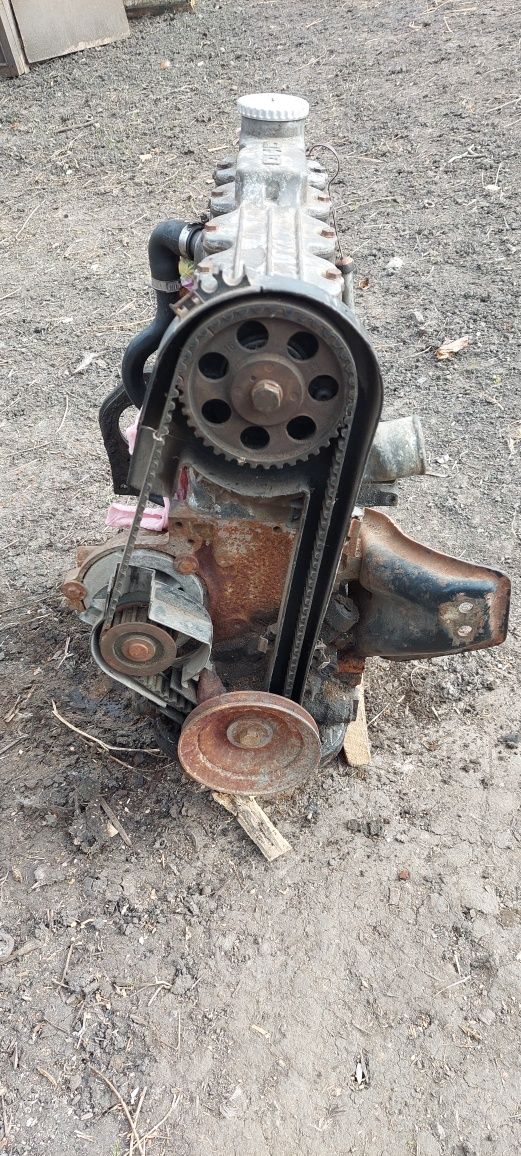 Двигун opel kadett c16nz .