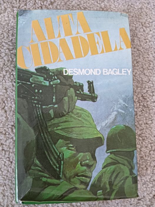 Alta Cidadela	Desmond Bagley	Círculo de Leitores 1982 Como novo!*