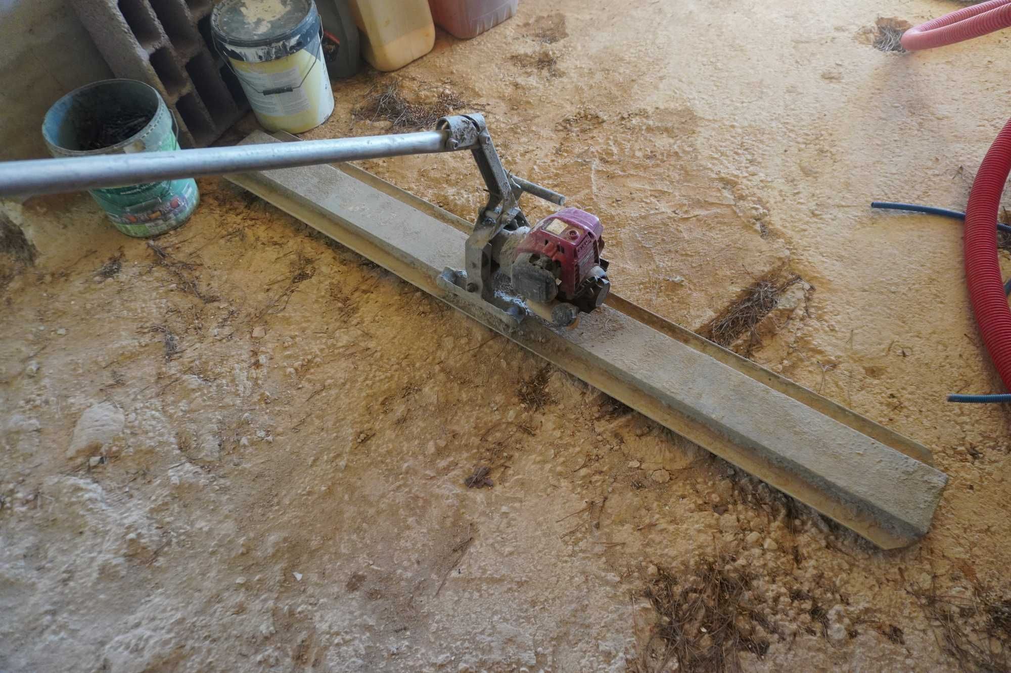 Máquina Nivelamento e Acabamento de Superfícies de Betão