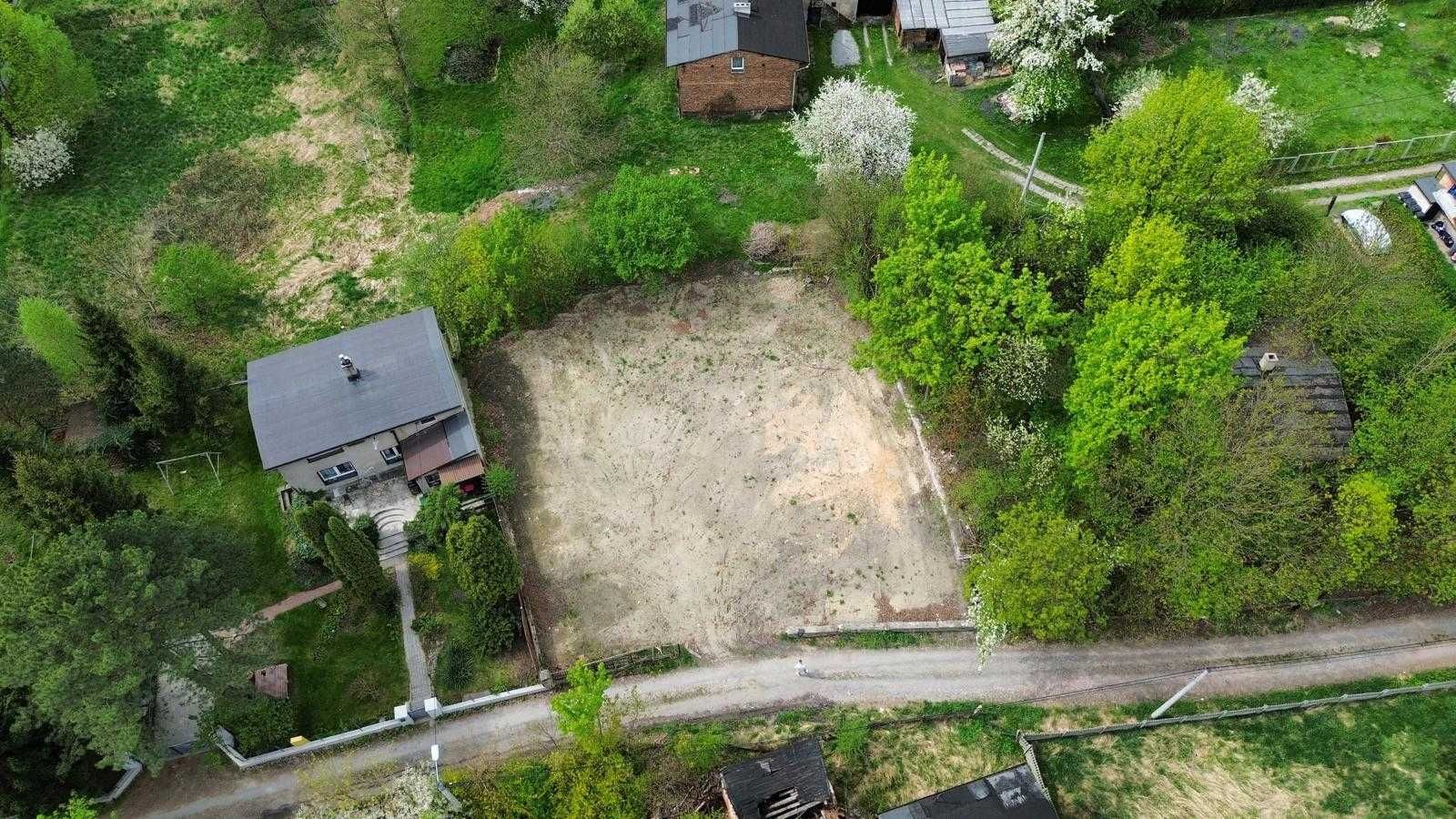 Działka budowlana 739 m² - ŚWIETNA OKAZJA !