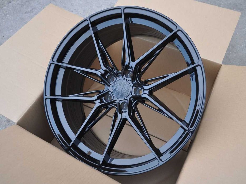 Czarne felgi HAXER R22 5x115 Dodge Charger Challenger SRT
