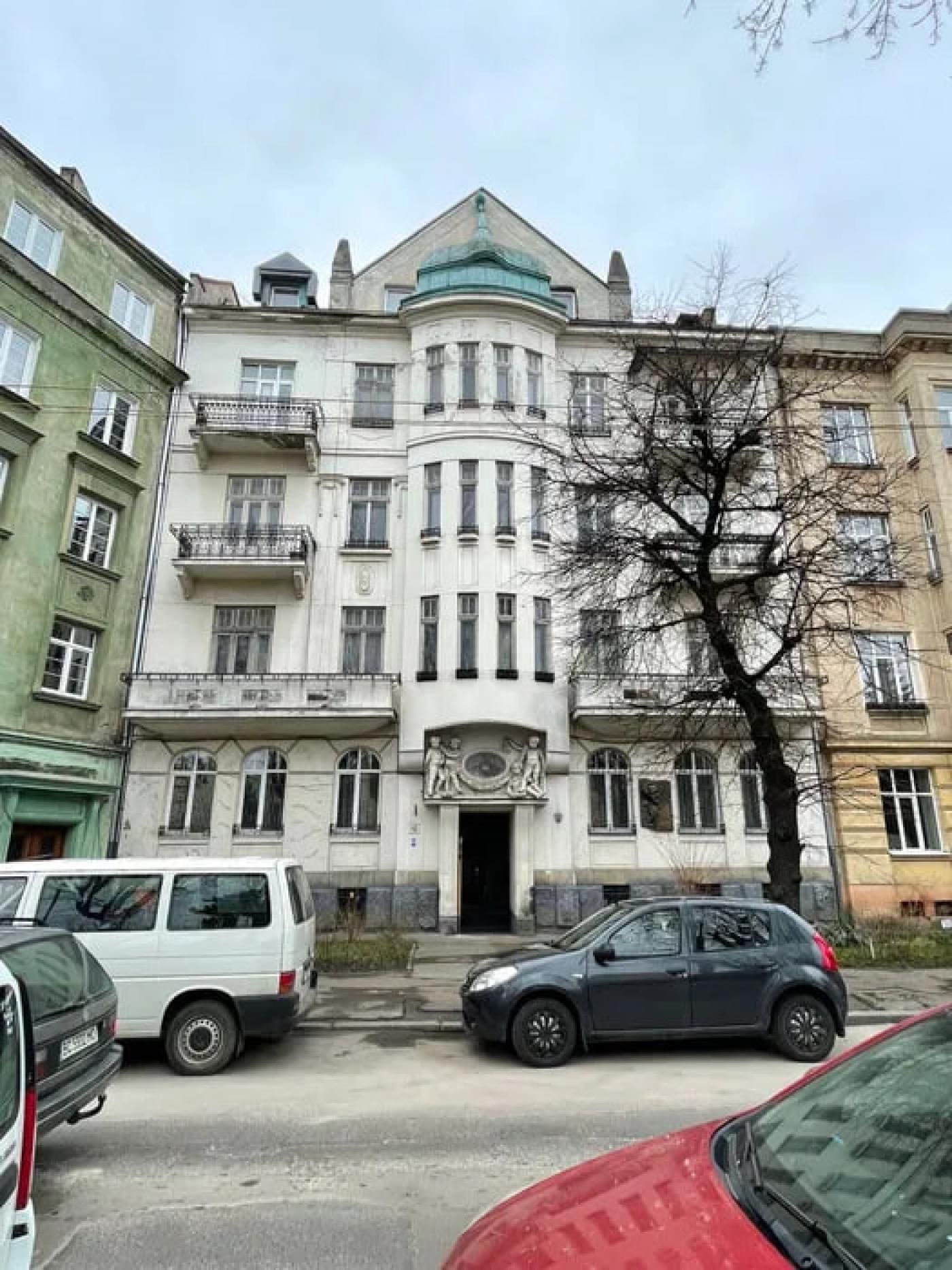 Продам квартиру Львів + підвал (Конопницької 10)