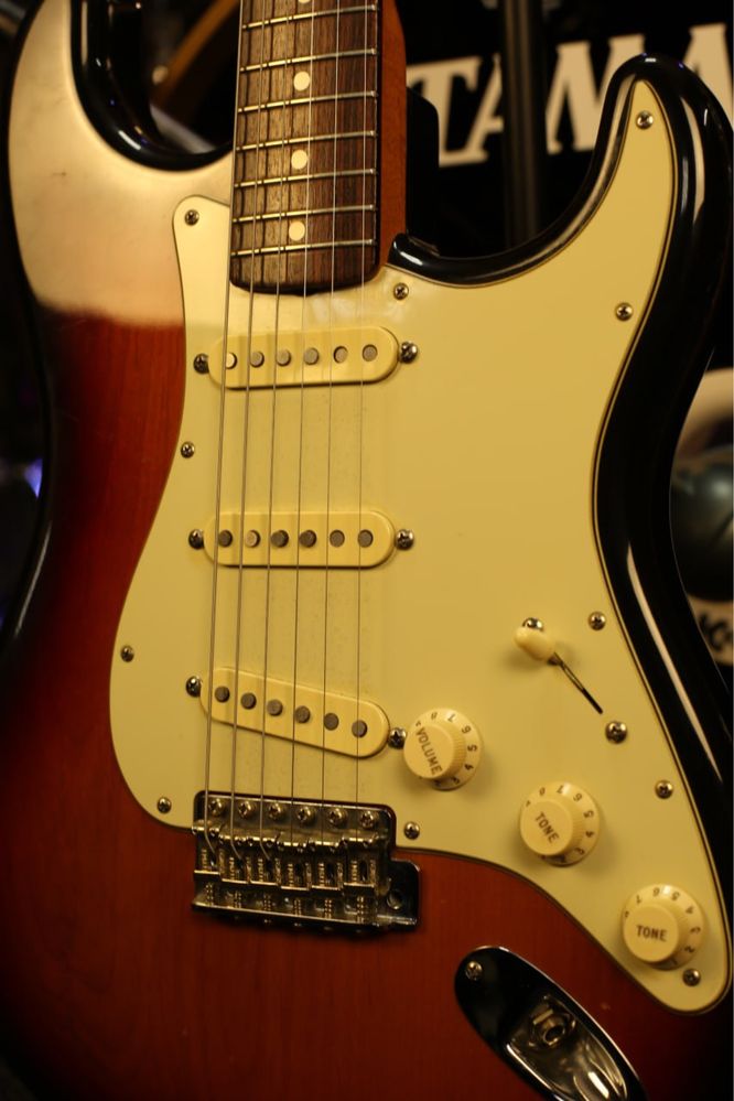 Fender American Vintage '62 Stratocaster + custom shop pikups