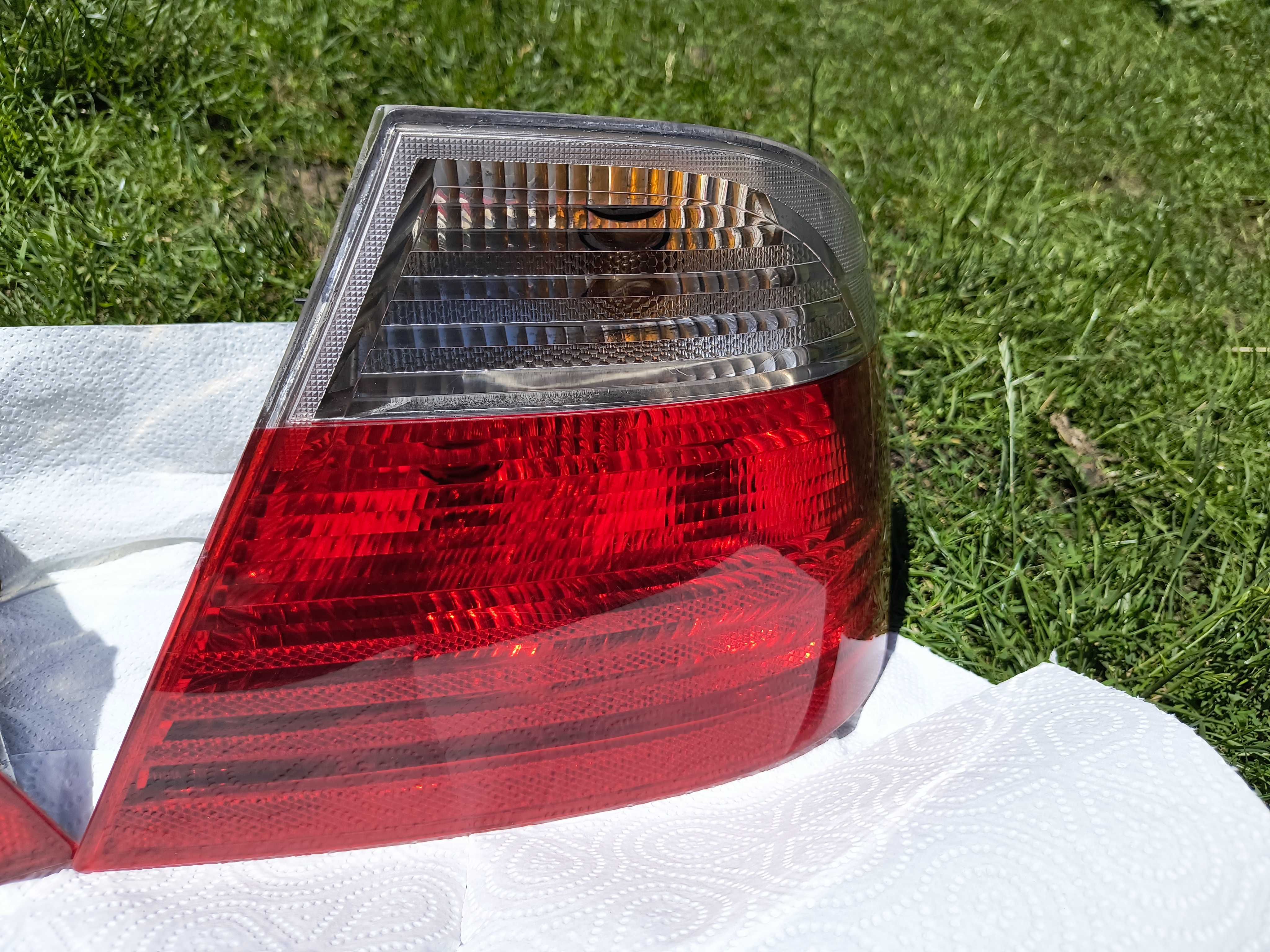 Sprzedam lampy BMW e46 coupe.