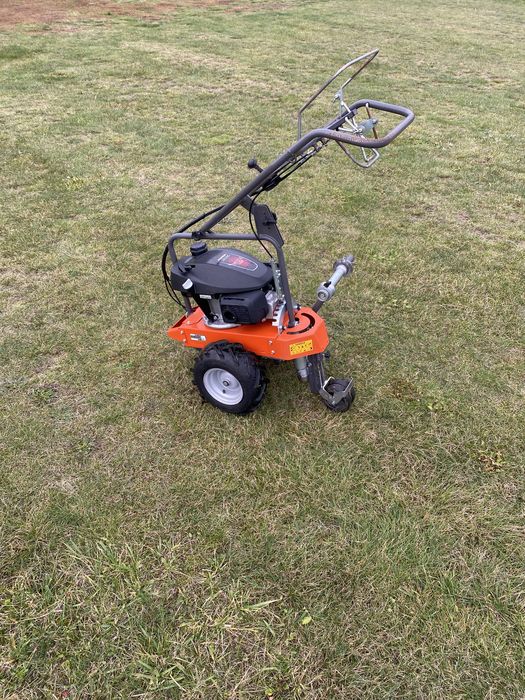 Układarka kabla przewodu do robotów koszących HUSQVARNA LC 400