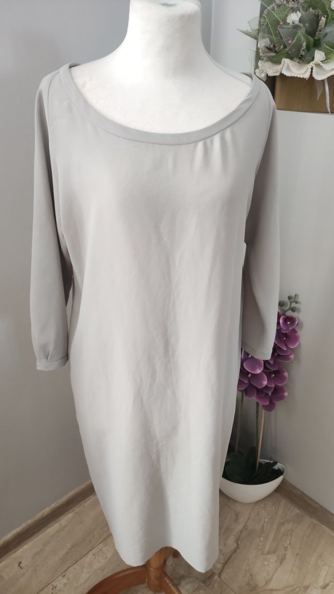Elegancka wizytowa sukienka luźna gładka L XL