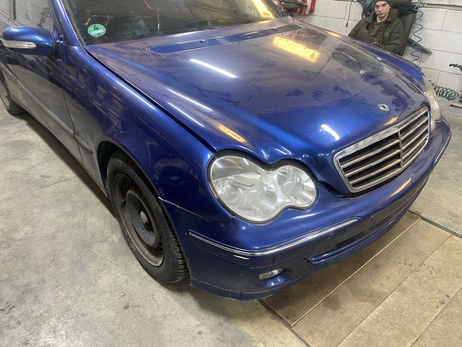 Mercedes w203 бампер передній рестайл