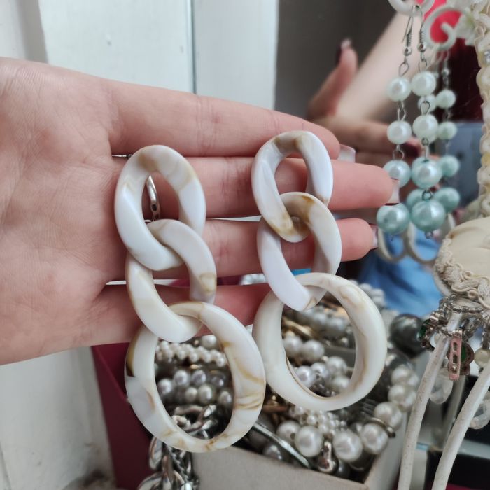 сережки біжутерія