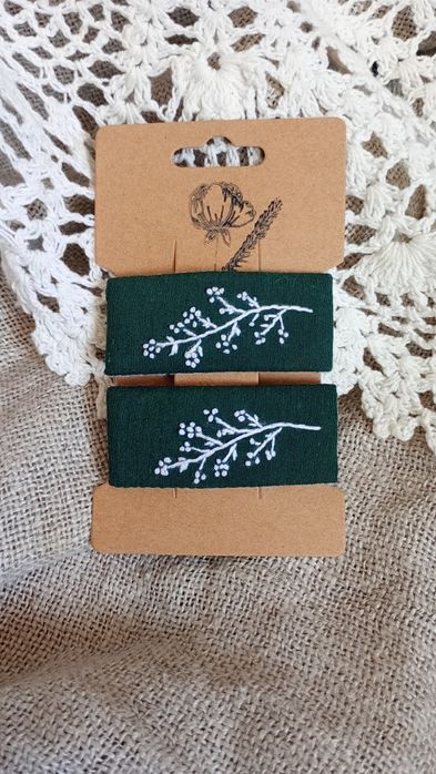 Haftowana biżuteria - ręcznie robione spinki do włosów handmade