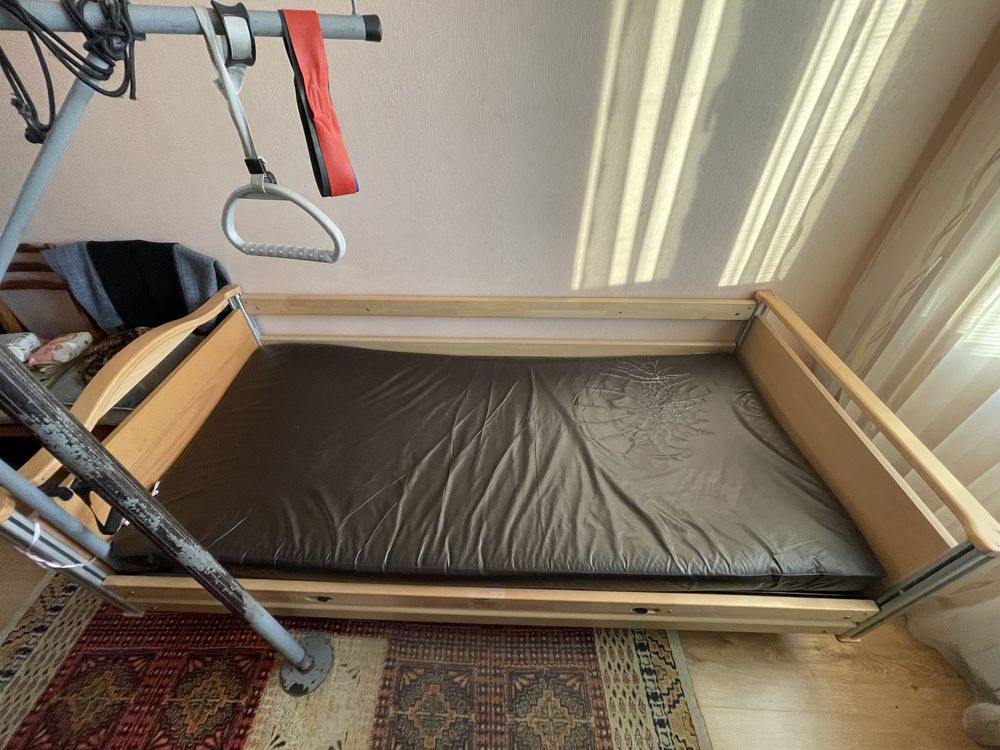 Кровать функциональная медицинская для инвалидов