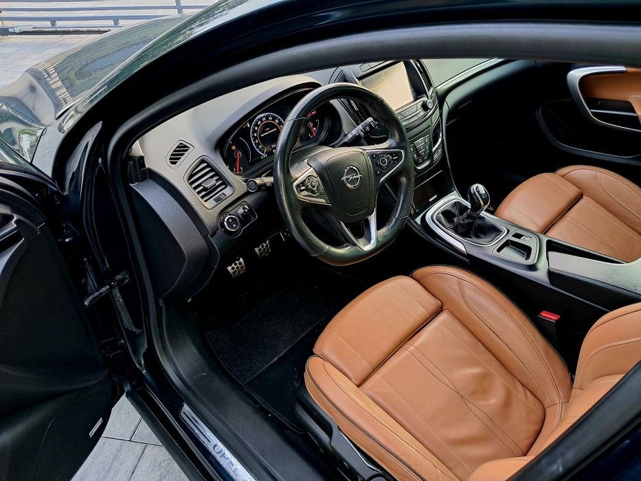 Opel Insignia 1.6 kombi panorama