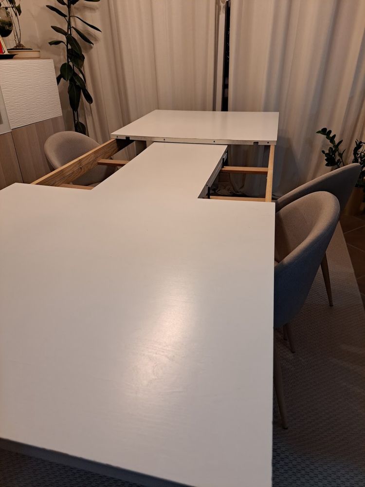 Mesa Ikea extensivel BJURSTA