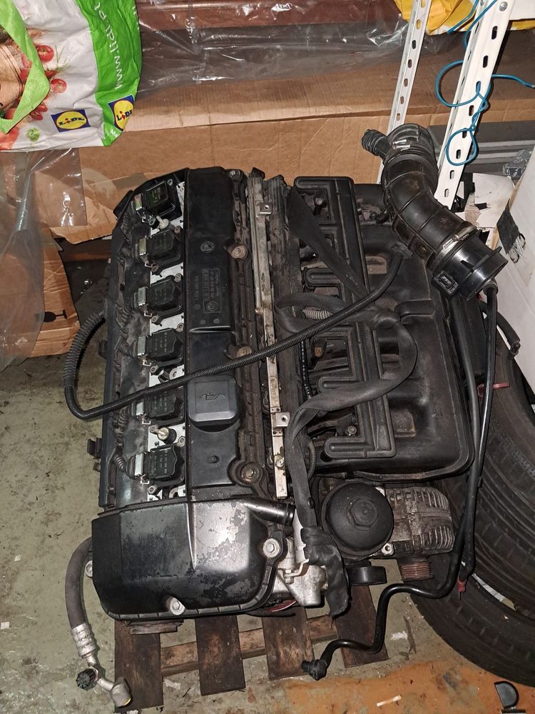 Motor bmw  m54b22