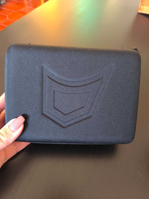 Óculos de ciclismo na caixa