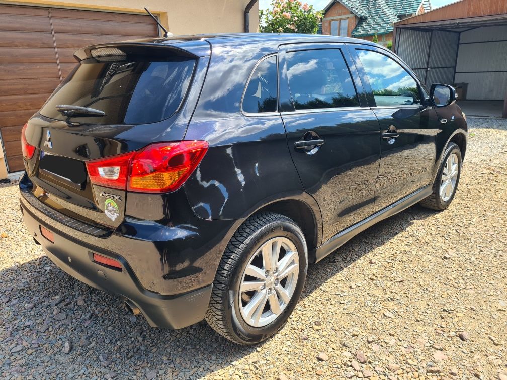 Mitsubishi ASX 1.6 benz manual