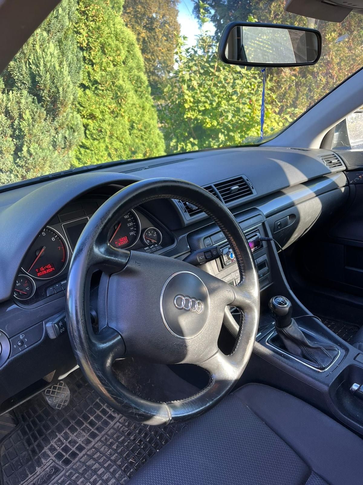 Audi a4 b6  2.0     2001 r
