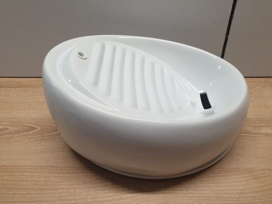Fontanna ,poidełko ceramiczne 1.5 l