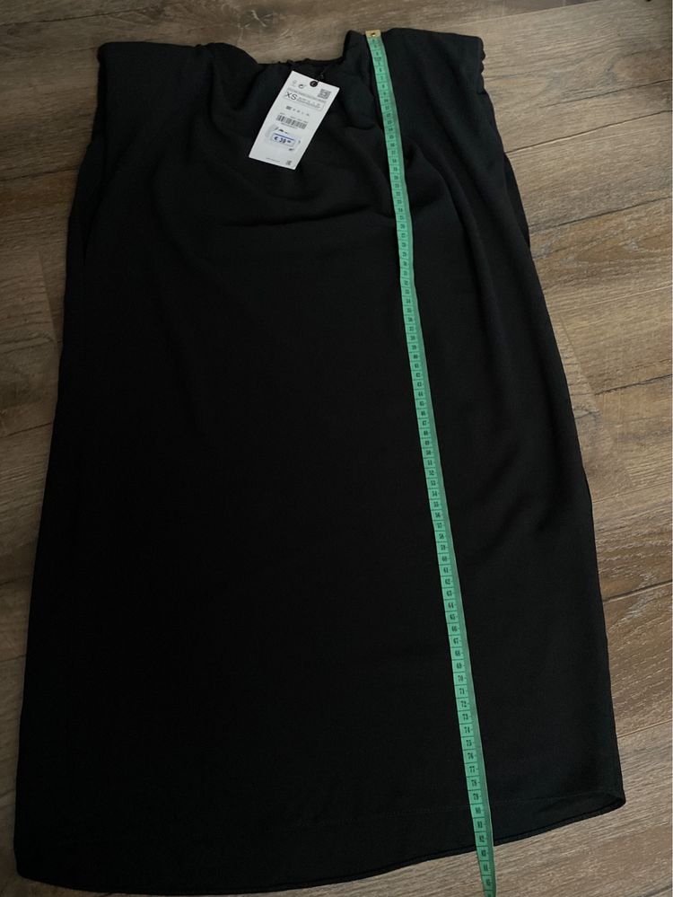ZARA: Czarna mini sukienka bez rękawków XS na wiosnę lato lekka luźna