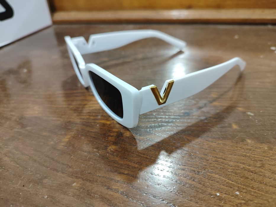 Vendo Óculos Vintage Branco