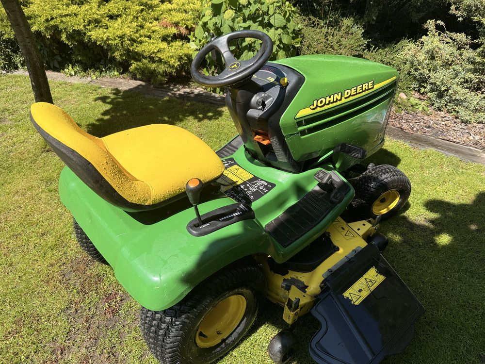 Traktorek kosiarka John Deere LX279