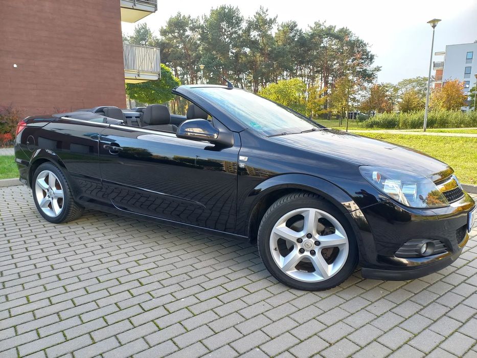 Opel Astra 1.8 140Km Benzyna Cabrio Twin Top Bezwypadkowy Stan Wzorowy