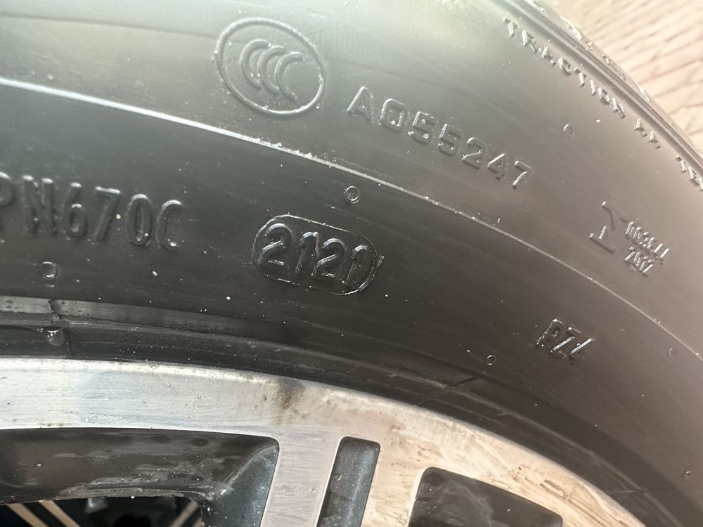 Świetne opony Pirelli P ZERO 4 szt. komplet