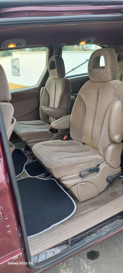 Chrysler Grand Voyager 2.5 CRD 7lugares ano2001 insp9/2026