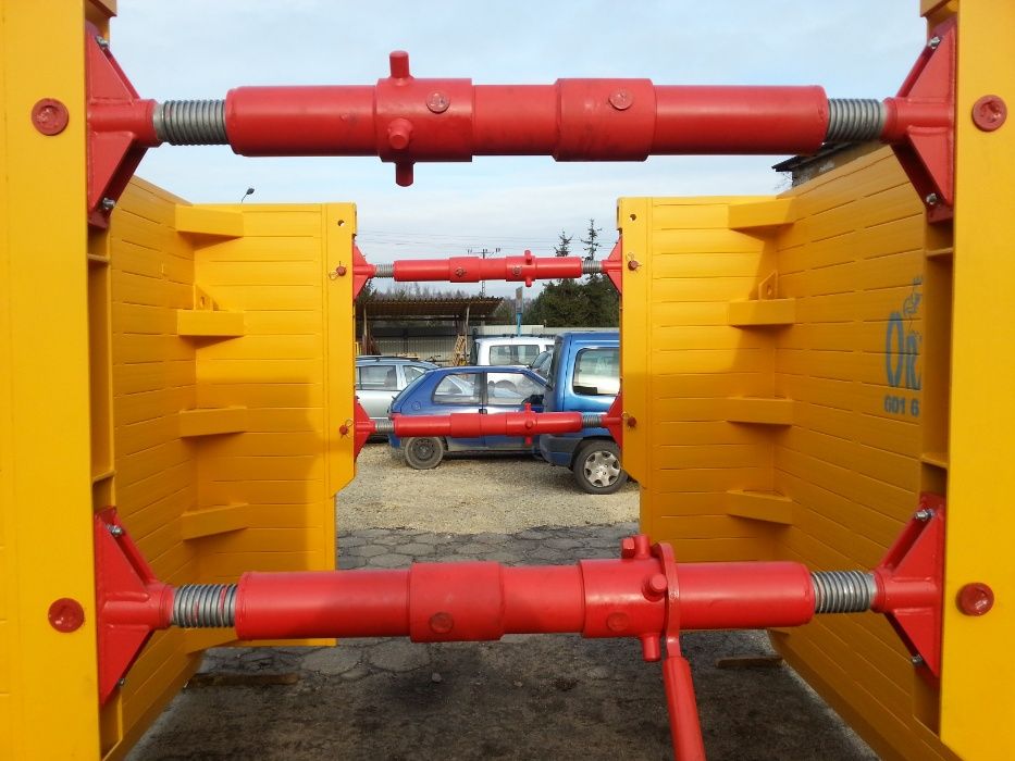 Szalunki do wykopów- studnia 3x3 nowe producent !!!