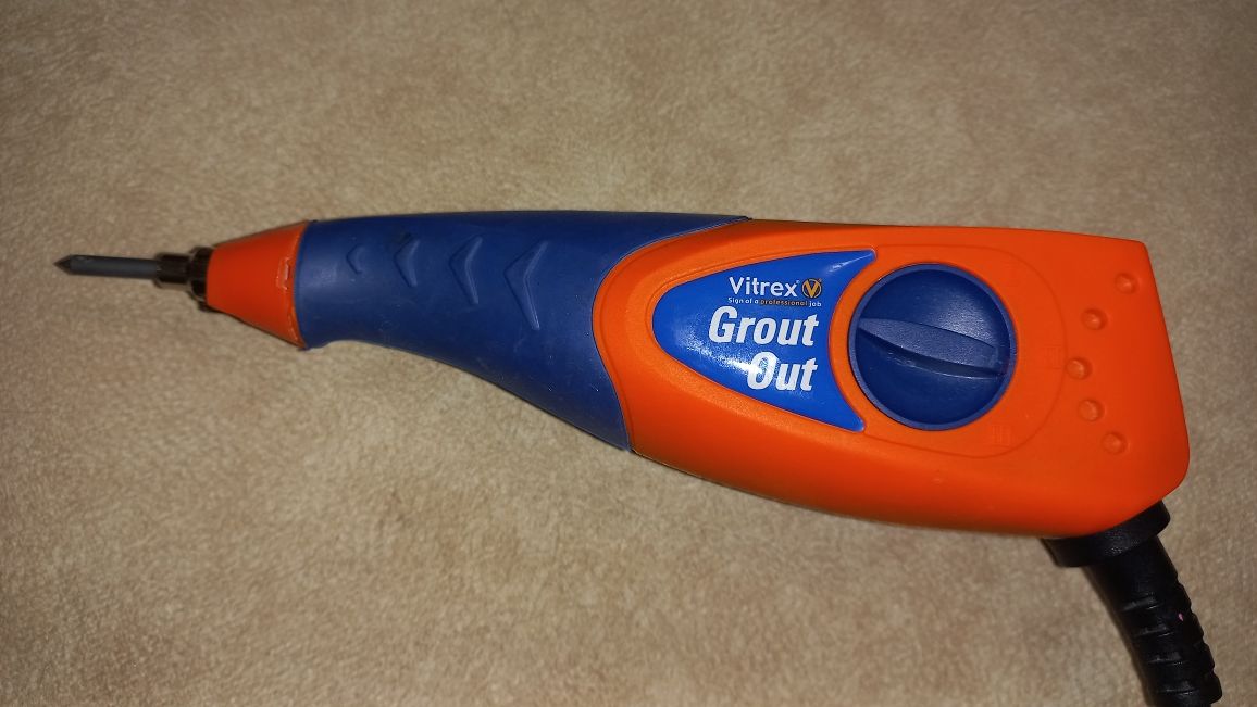 Гравер Grout Out