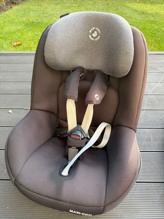 Fotelik samochodowy Maxi-Cosi Pearl Smart 9-18 kg z bazą Isofix