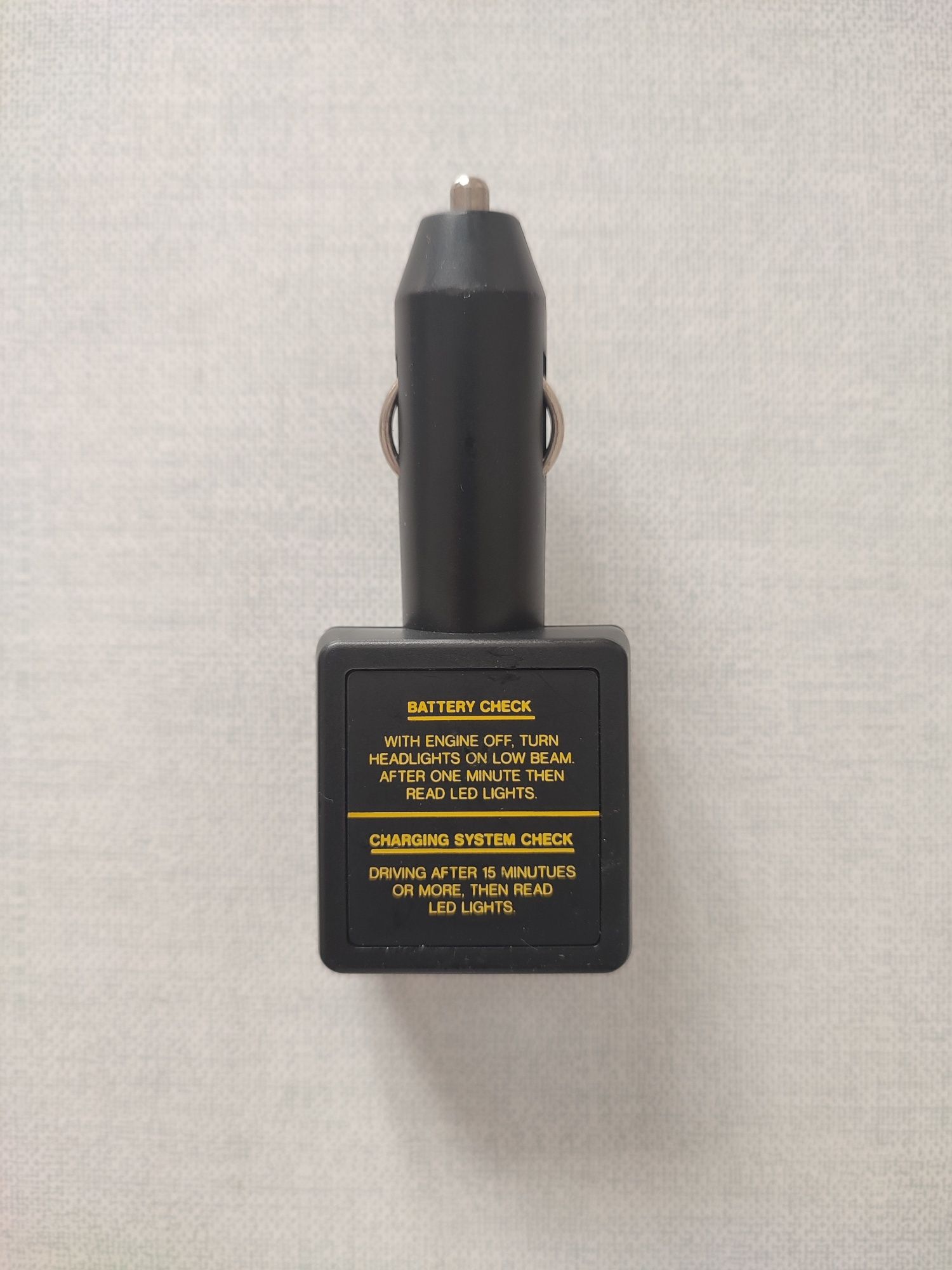 Medidor de voltagem de bateria para isqueiro