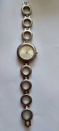 Sprzedam zegarek damski firmy OLIVER