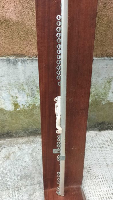 Sanefas de madeira maciça para cortinados