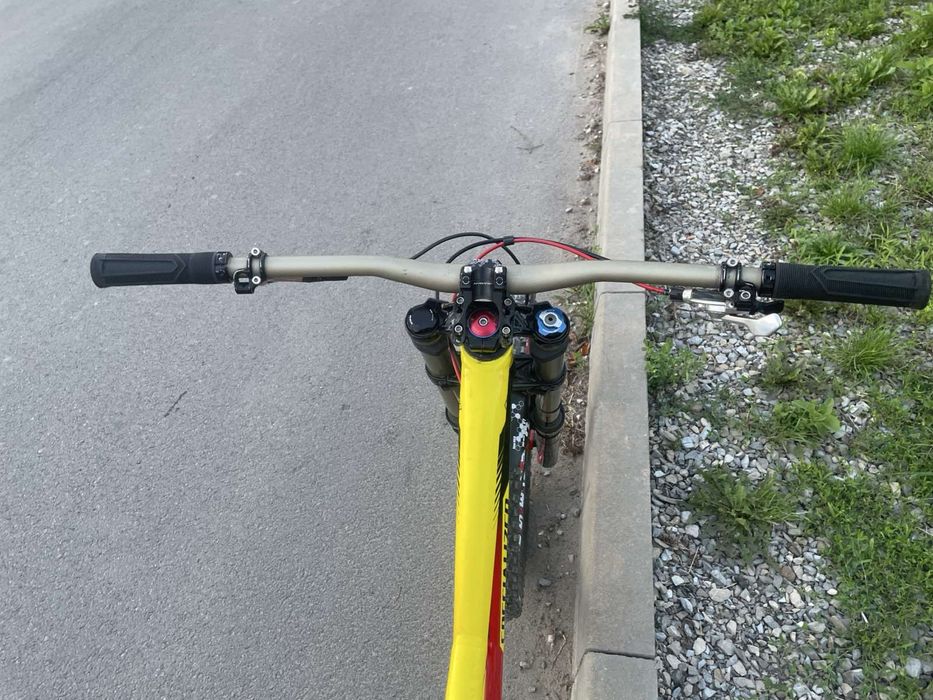 Гірський велосипед SPECIALIZED Demo8 DOWNHILL