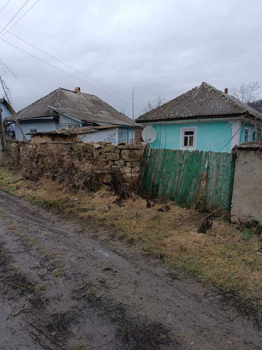 Хата з гоподарчими прибудовами