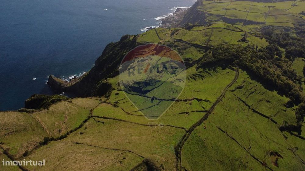 Prédio T2 para venda