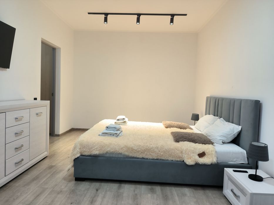 Подобова оренда двокімнатної квартири по вул. І. Зріні, м.Мукачево