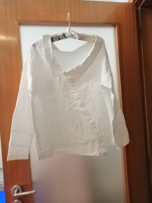 Blusas de senhora tam M cada 3€