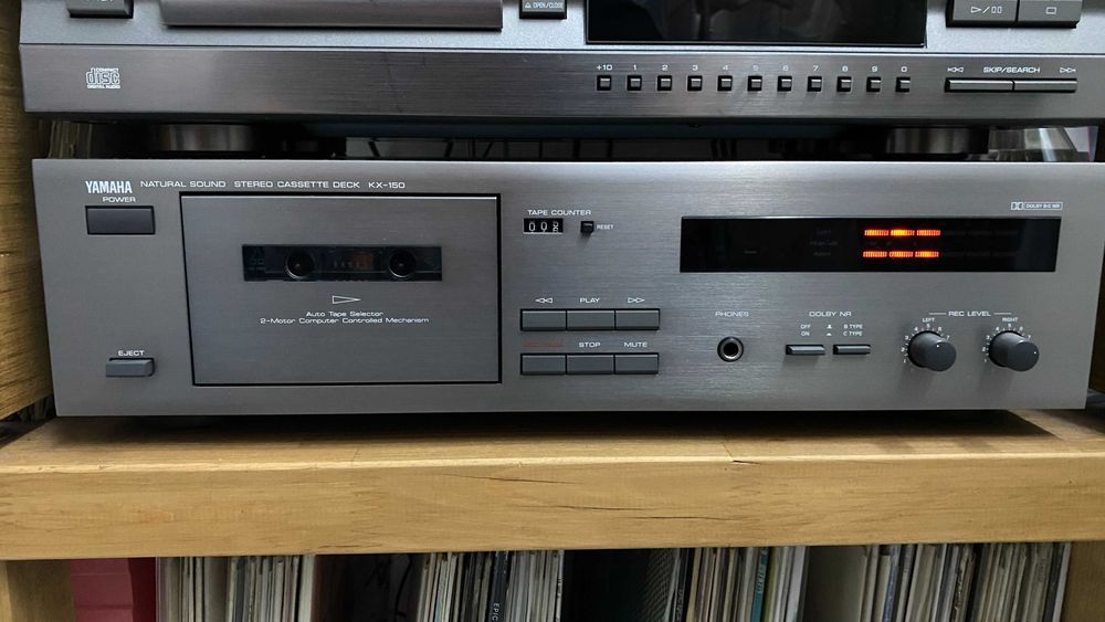 Касетна дека Yamaha KX-150