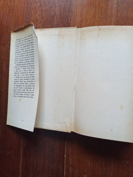 Livro assinado José Cardoso Pires