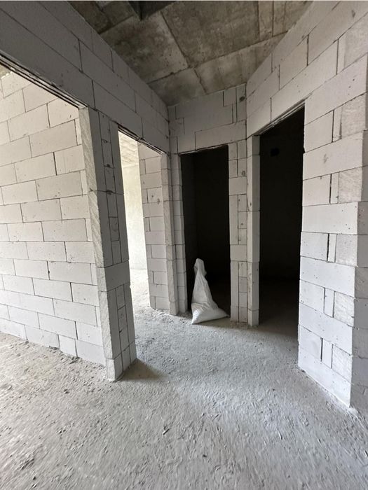 Продаж 2-кімнатної квартири з горищем, в новобудові